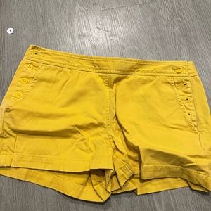 yellow shorts